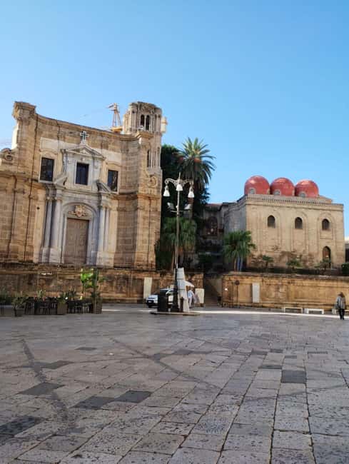 Palermo Essentials - The historic-center stroll: alleys, churches, and hidden squares