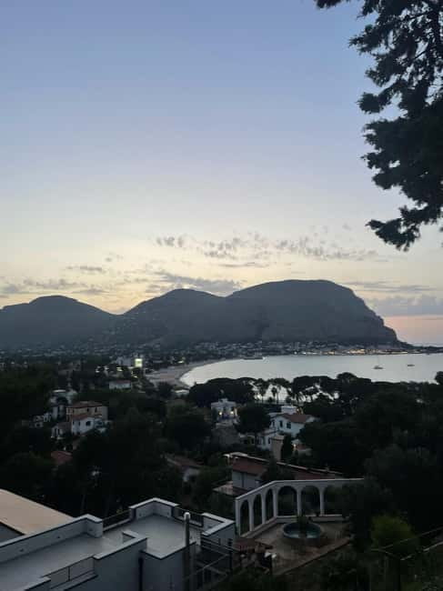 Palermo: Grand Night Tour in CruiserCar - What the guide experience feels like on the ground
