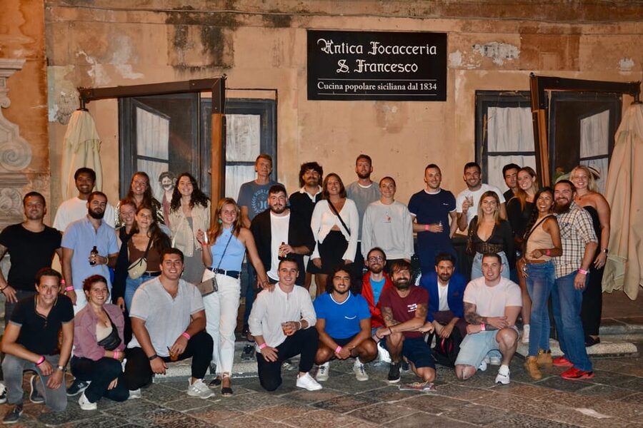 Palermo: Guided Bar Crawl with Shots and Discounts on Drinks - Guides Matter: The Names People Remember
