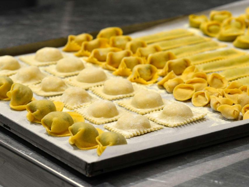 Palermo: Made of Pasta Masterclass with Tasting - Meet the chef and settle into a cosy kitchen setup
