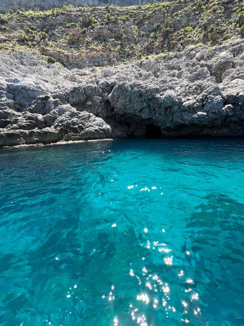 Palermo: Mondello Boat Tour and Nature Reserve with Snacks and Drinks - Your On-Board Setup: Deck Time, Shower, Snorkel Gear, and Music