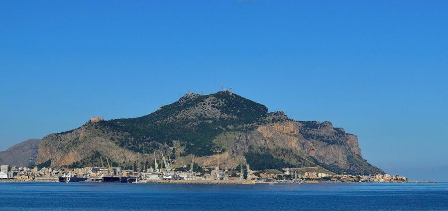 Palermo: Panoramic Mount Pellegrino Tour in CruiserCar - Price and Logistics: What You’re Really Paying For