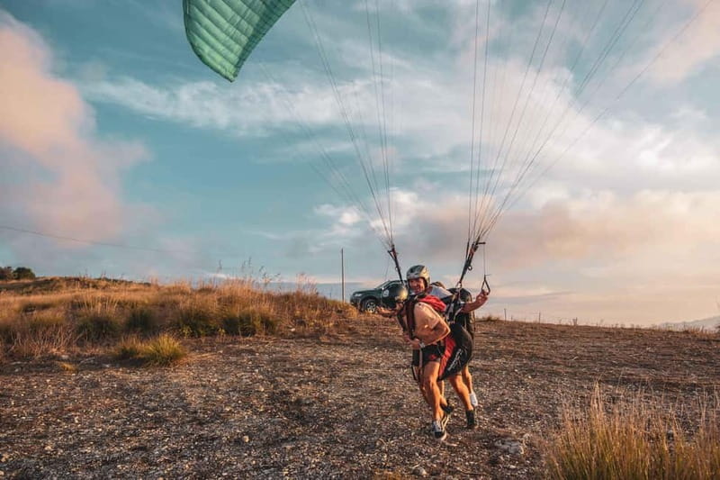 Palermo: paragliding flight with instructor foto and video - Taking Off: The Wind Moment You’ll Remember