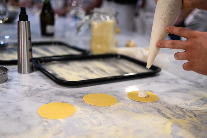 Palermo: Pasta & Gelato Cooking Class in Palermo - Group Size and Timing: Why the “Small Class” Matters