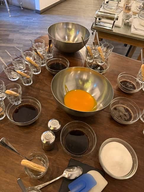 Palermo: Pizza & Tiramisu Class with Free Flowing Fine Wine - The Wood-Fired Oven Experience: What You’re Really Learning
