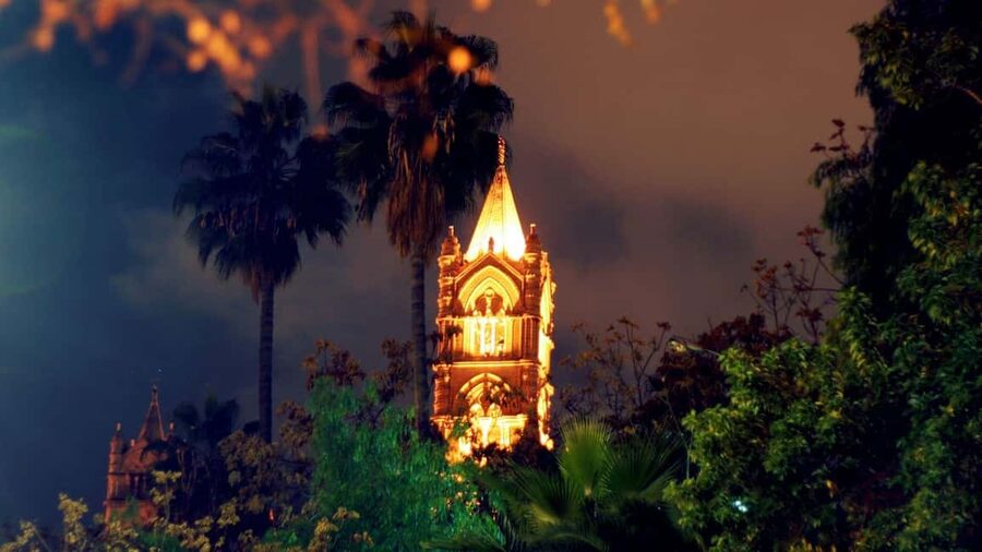 Palermo's Dark Shades: Ghost, Crime and Tasting Walking Tour - Vucciria market alleys: the Mafia-origin myths in tight streets