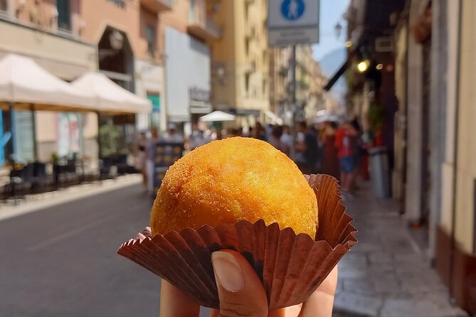 Palermo Sicilian Street Food Tour: Small Group by Do Eat Better - Meeting at Piazzetta delle Dogane: arrive early, stay flexible