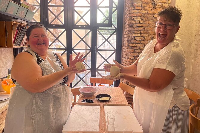 Palermo: Small Group Pizza Making Class with Wine and Soft Drinks - Diet and allergy fit: who should avoid it and why