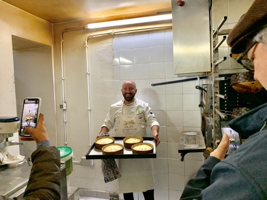 Palermo: Street Food and Local Market Tasting Tour - The arancini stop: the original recipe at a single secret place