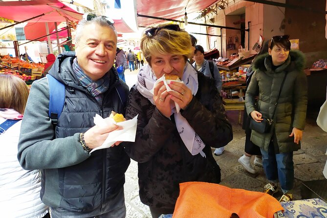 Palermo Street Food tour: art, history and ancient markets - Via Vittorio Emanuele (Cassaro): the oldest street, plus where to keep eating after