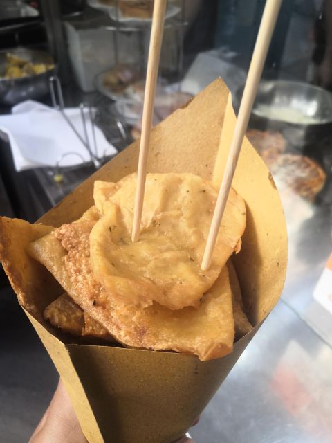 Palermo: Street Food Walking Tour at Sunset - How Much Walking and How Crowded It Feels