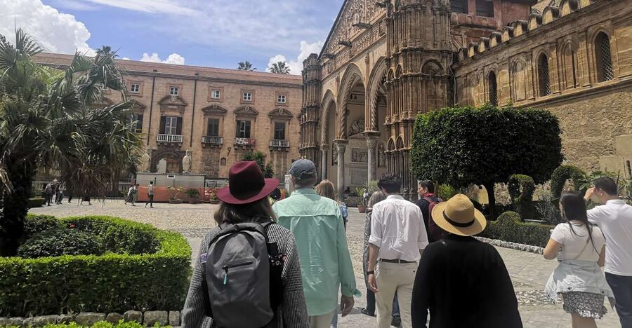 Palermo: Street Food Walking Tour with Local Guide & Tasting - Palermo Street Food Starts at the Right Place