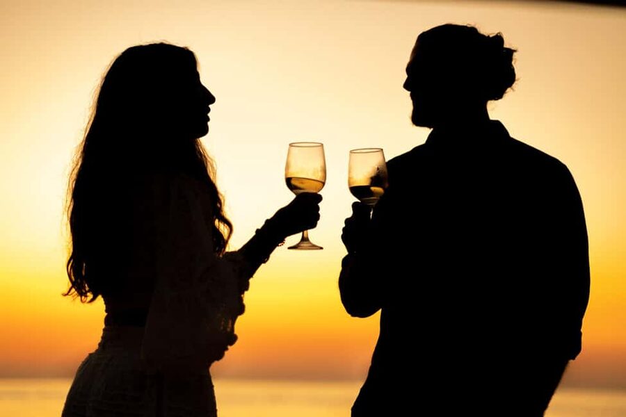 Palermo: Sunset Aperitif Boat Tour - From Porto della Cala at 19:00: the timing that lands on sunset