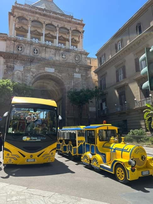 Palermo: Tour of the historic center by train - How the hop-on/hop-off train works (and why $11 is a real value)