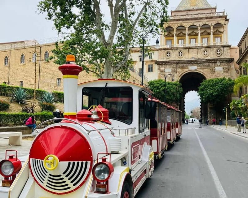 Palermo: Tour of the historic center by train - Palazzo dei Normanni: where Arab-Norman Palermo takes center stage