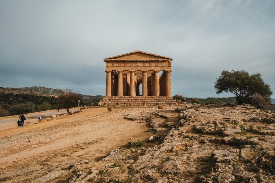 Palermo: Valley of the Temples and Scala dei Turchi Day Trip - Palermo to Agrigento: the road trip rhythm
