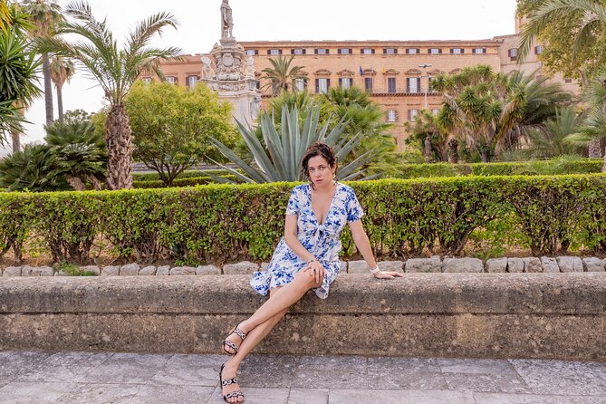 Palermo with Photographer- Walking Tour - History & Photo - Norman Palace garden portraits and a real coffee break