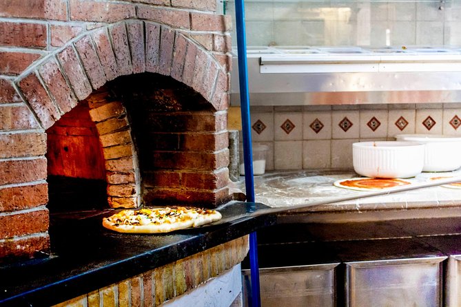 Pizza Cooking Class - Group size and pacing: what to expect if the room feels full