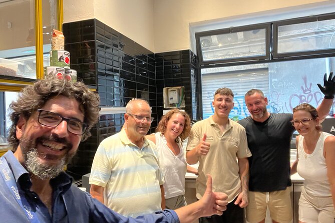 Pizza cooking class in real Pizzeria with Pizza chef & Tour guide - The Meal Deal: Wine, Water, and Limoncello Included