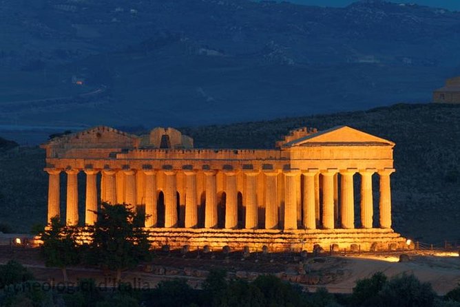 Private Agrigento & Scale of the Turks Tour, from Palermo area - The guide setup: English-speaking driver included, tour guide optional