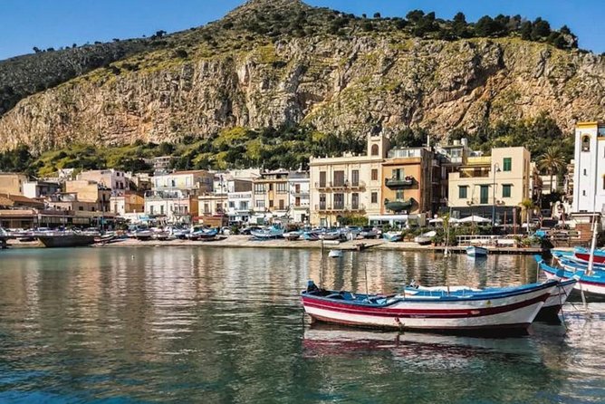 Private Boat Tour Palermo - The boat experience: music, stories, and real personalization