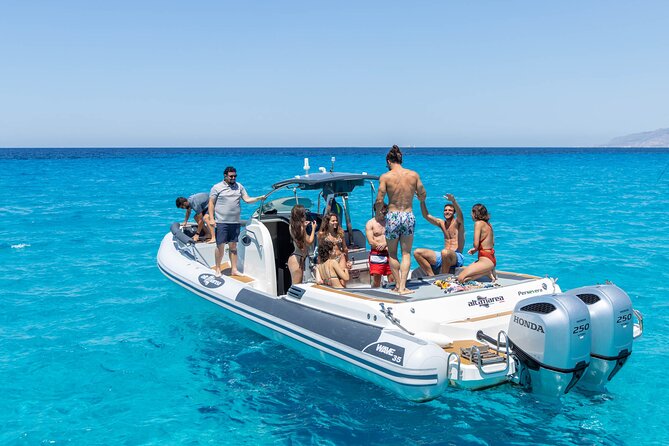 Private Boat Tour to discover Favignana and Levanzo from Trapani - On-board extras: wine, water, toilets, and what that means for you