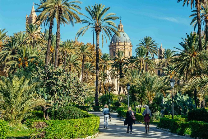 Private City Kickstart Tour: Palermo - Chiesa di San Giovanni degli Eremiti: Symbol, Garden, and Bastion Guessing