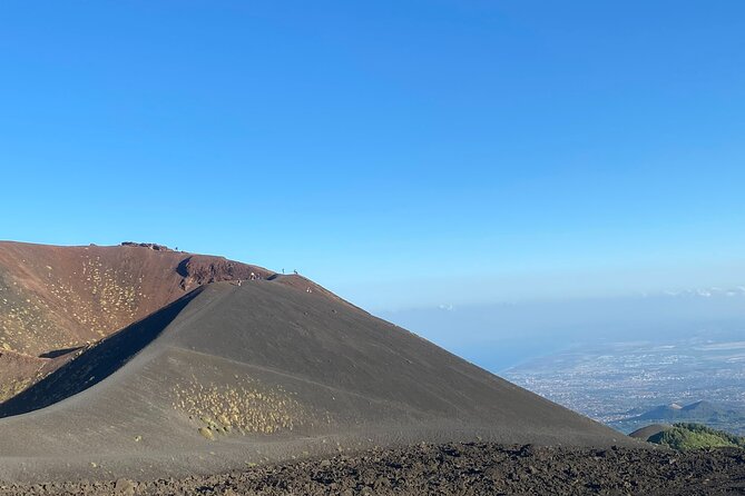 Private excursion on the volcano Etna - 2001 Lava, 1971 and 1892 Vents: Learning Without a Lecture Trap