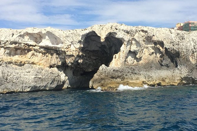 Private tour - Value check: $114.89 per person for a private boat with cave time