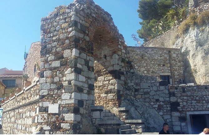 Private Tour Castelmola, Taormina and Messina. Departure from Messina - Who should book this Castelmola–Taormina–Messina private tour?