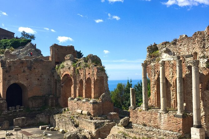 Private tour of Taormina, Castelmola, Isola bella for small groups - Messina’s Campanile del Duomo: the return stop you’ll remember