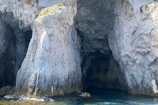 Private Tour with Typical Homemade Products and Full Beverage - Setting out from Spiaggetta della Marina in Ortigia