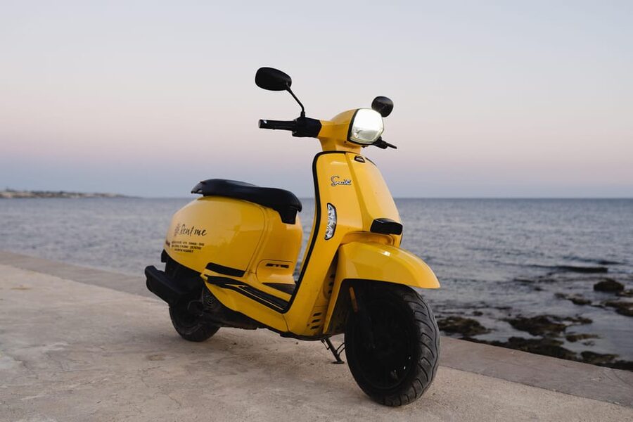 Rent beautiful iconic scooters and discover Sicily. - Palermo start point: Via Mariano Stabile and what it means for your day