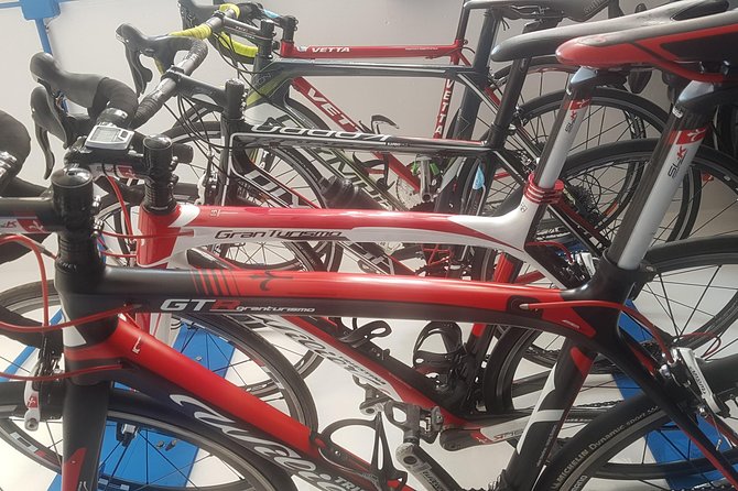 Rent road bike - Two wheels in Palermo: what you’re really buying