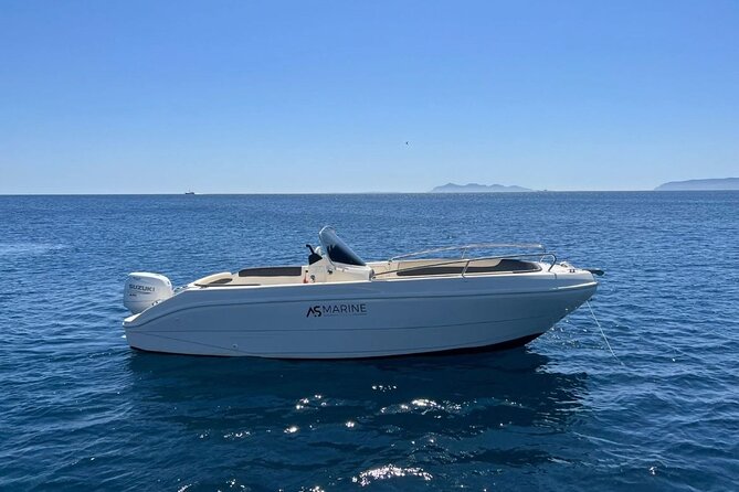 Rental of Ribs and Boats without License - Getting the boat at Via dei Gladioli: how the handover works