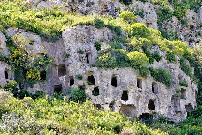 Rocky necropolis of Pantalica half-day walking tour - Key Things You’ll Notice on This Pantalica Half-Day