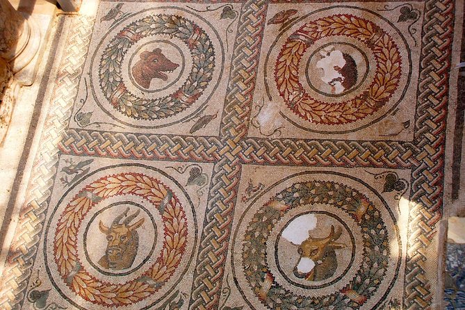 Roman Villa del Casale guide (Piazza Armerina): truly fabulous mosaics in Sicily - Roman plumbing and household life: the stuff that makes it feel real
