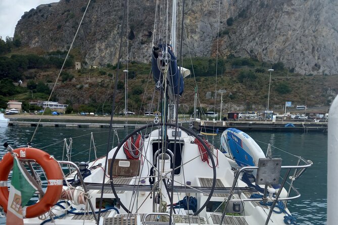 Sailing tour in Cefalù - From Marina Yachting to open sea: the feel of this 3-hour sail
