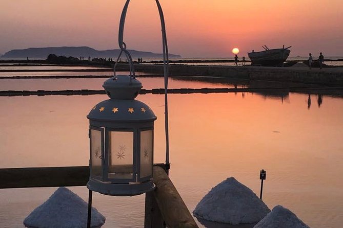 SALT TOUR-all inclusive: salt tour: Trapani, Paceco, Nubia - Fleur de sel tasting: crystals and salt flower in real flavors