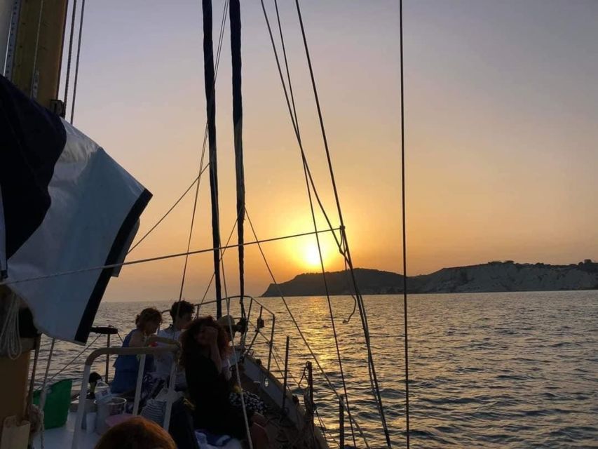San Leone, Scala dei turchi: private aperitif on boat tour - What You’ll Eat and Drink: Sicilian Aperitif That Actually Feels Local