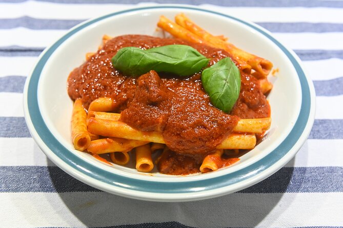 Share Your Pasta Love in Local's Home in Catania - The welcome, aperitif, and wine: part lesson, part meal