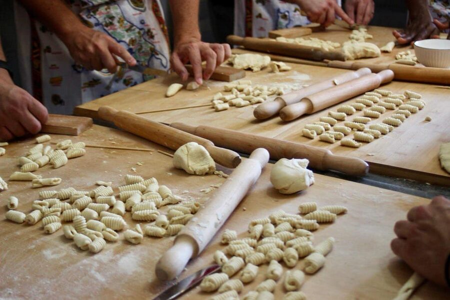 Sicilian Cooking Class with Greek Theatre View - Should you book this class in Syracuse?