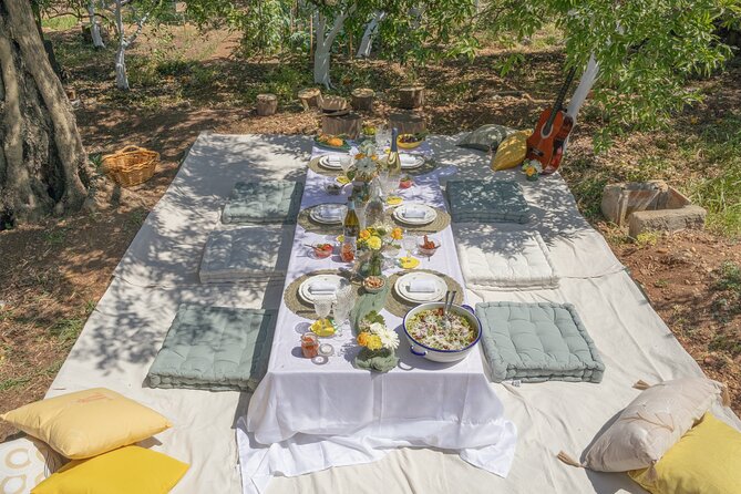 Sicilian Picnic in a Country House - Price and value: why $132.03 can make sense