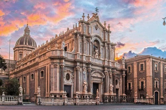 Sicily Baroque Grand Tour (Private) - Planeta Wine Country at Tenuta Buonivini Plus a Baroque Music Dinner