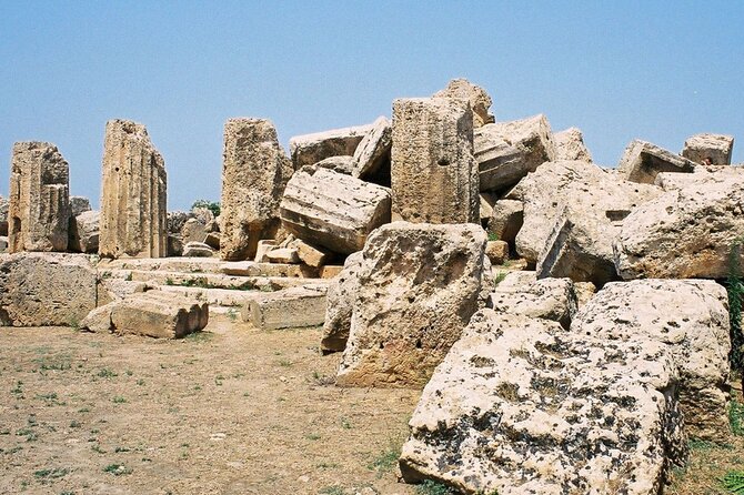 Sicily: Selinunte Park Entry Ticket & Sicily Digital Audio Guide - The boundary wall: Selinunte’s first big “wow” for seafarers