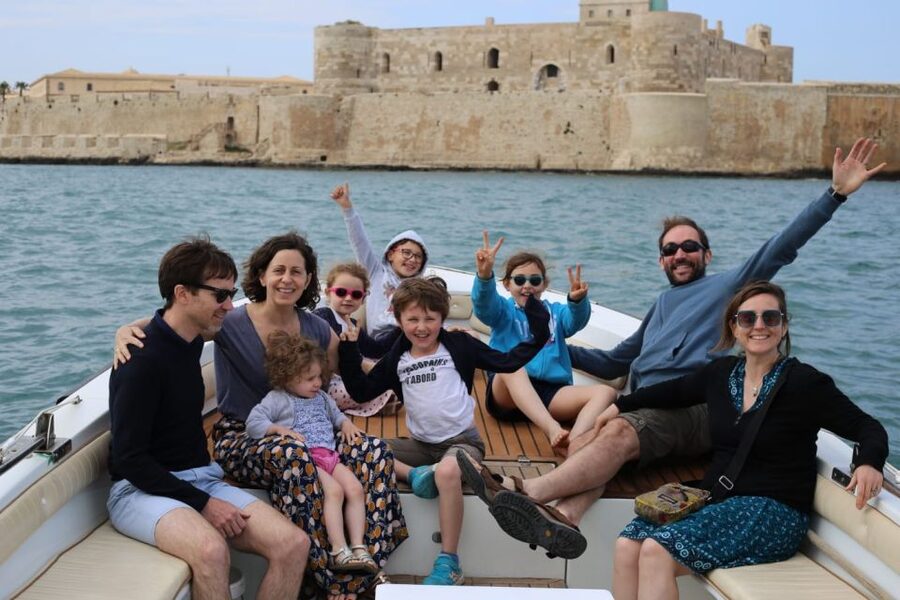 siracusa boat tour with visit to sea caves and ortigiaisland - Key takeaways before you book
