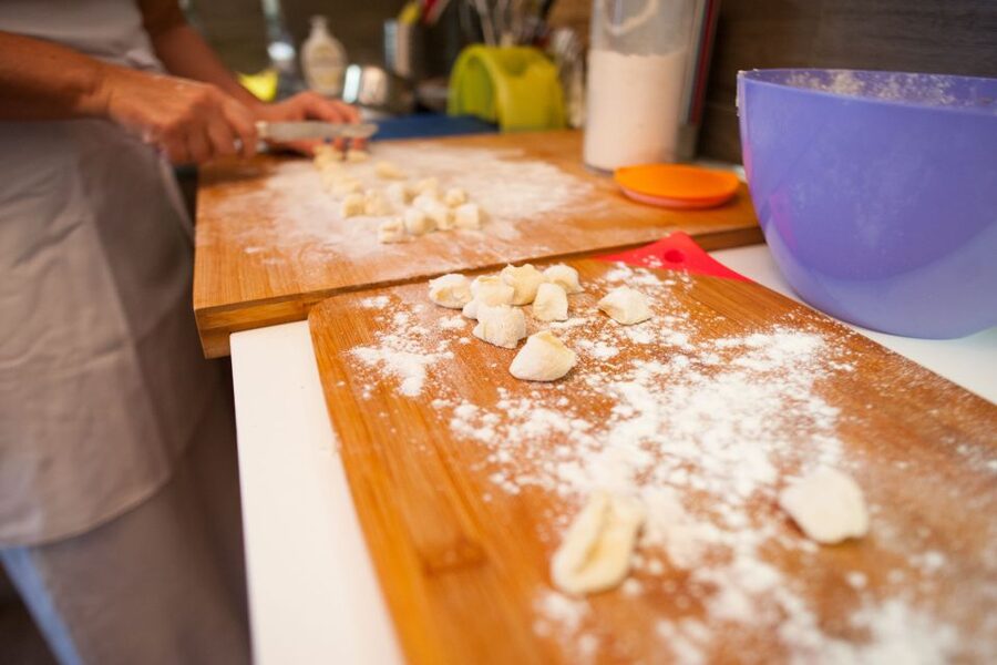 Siracusa: Pasta & Tiramisu Cooking Class at a Local's Home - Two Pasta Recipes: From Dough to Finished Plates
