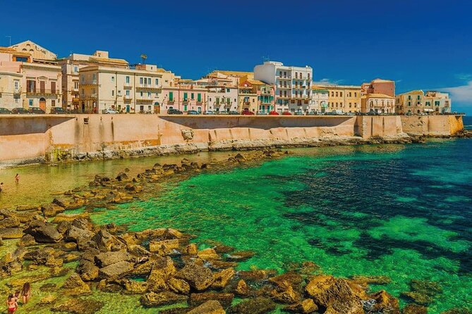 Siracusa Walking Tour with Audio and Written Guide by a Local - A self-guided Syracuse walk that still feels like a local
