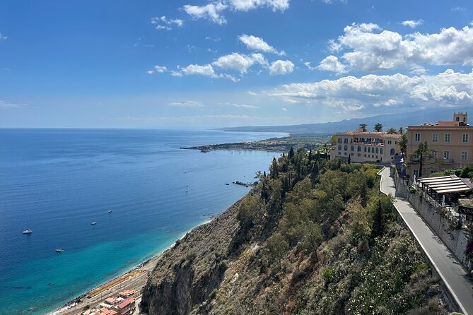 Skip-the-Line Taormina Half Day Greek Theater and Historic Center - Piazza Duomo and the four fountains: the city symbol stop