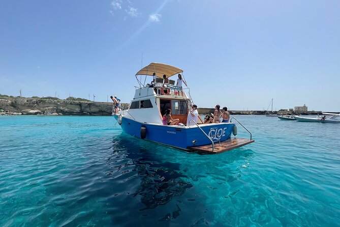 Small-Group Boat Tour in Favignana and Levanzo - Favignana: Beaches, Swimming, and a Coastline Tour You Don’t Have to Plan